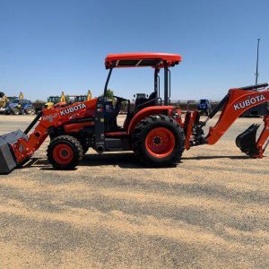 KUBOTA TRACTOR M62